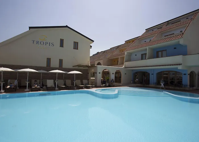 Tropis Hotel